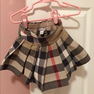 Burberry check kilt. Size 18M.